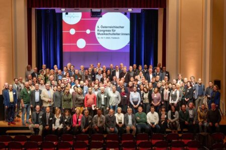 Mit den neun österreichischen Bundesländer hat auch Südtirol am Kongress aller Musikschulleiterinnen und -leiter Österreichs in Feldkirch teilgenommen. Thema war die Musikschule im Wandel.